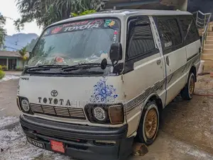 Toyota LH30 1980