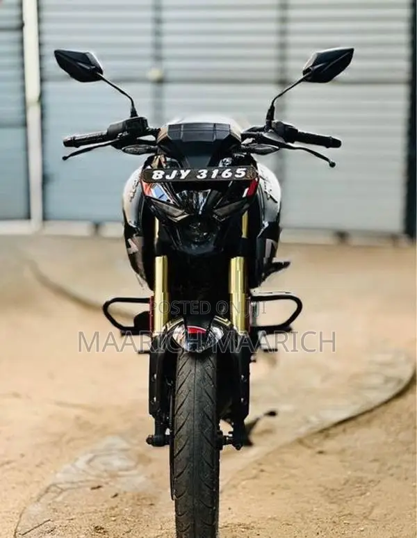 Bajaj Pulsar N160 2025