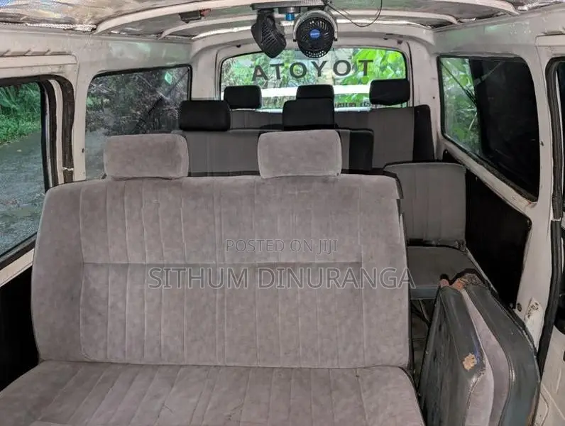 Toyota LH30 1980