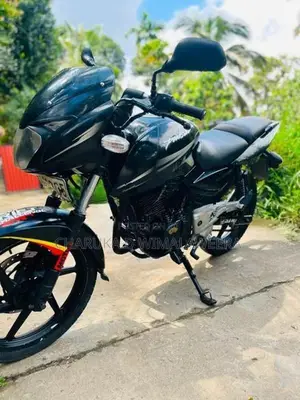 Bajaj Pulsar 180 2011