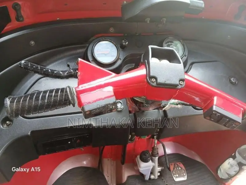 Bajaj RE 2015