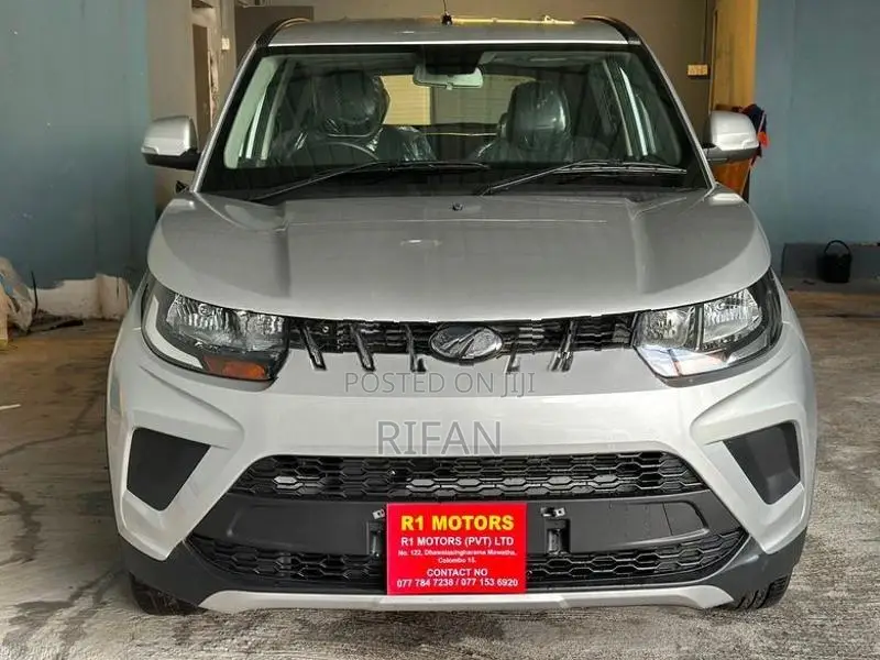 Mahindra KUV 100 Automatic 2025