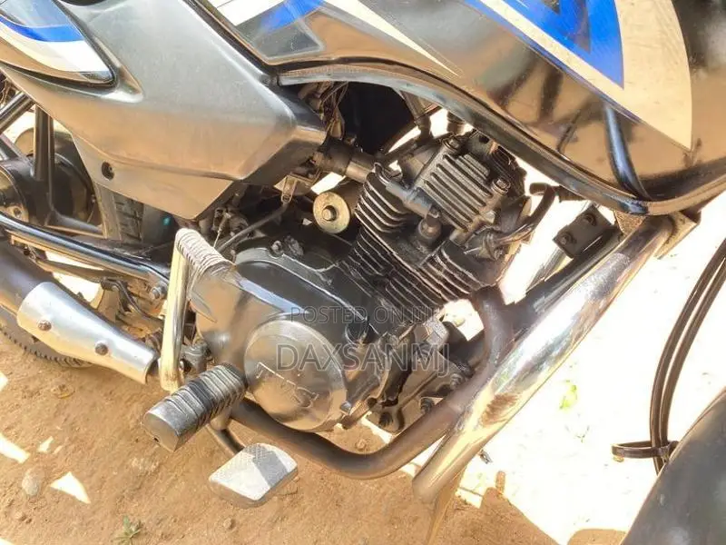 TVS Metro ES 2016