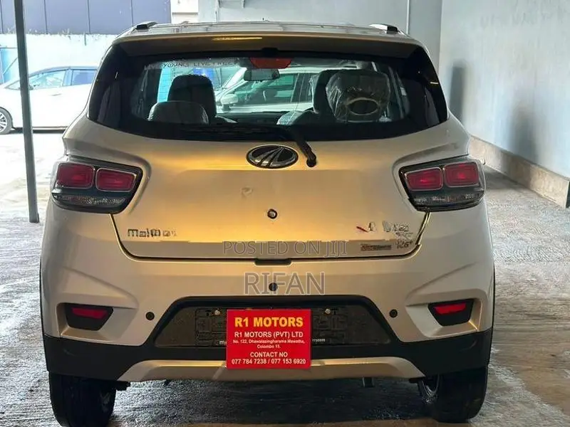 Mahindra KUV 100 Automatic 2025