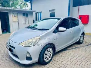 Toyota Aqua 2014