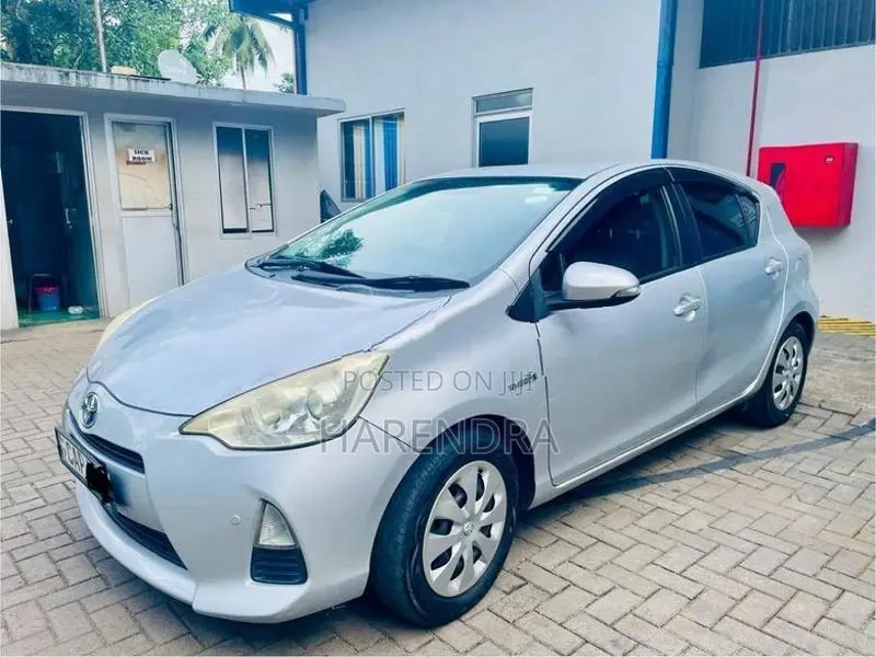 Toyota Aqua 2014