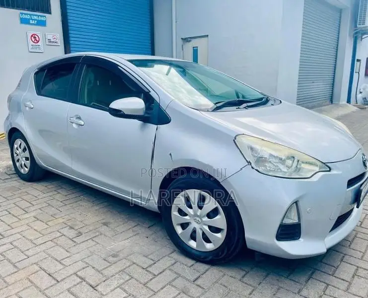 Toyota Aqua 2014