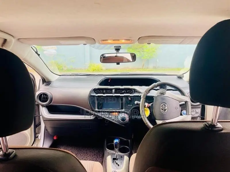 Toyota Aqua 2014