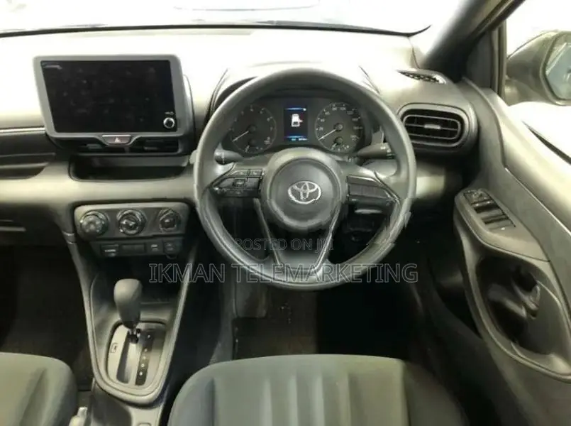Toyota Yaris X Grade Limited 2025