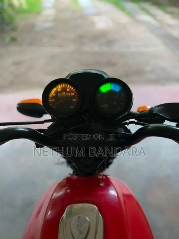 TVS Centra vti 2003