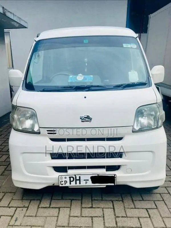 Daihatsu Hijet 2013
