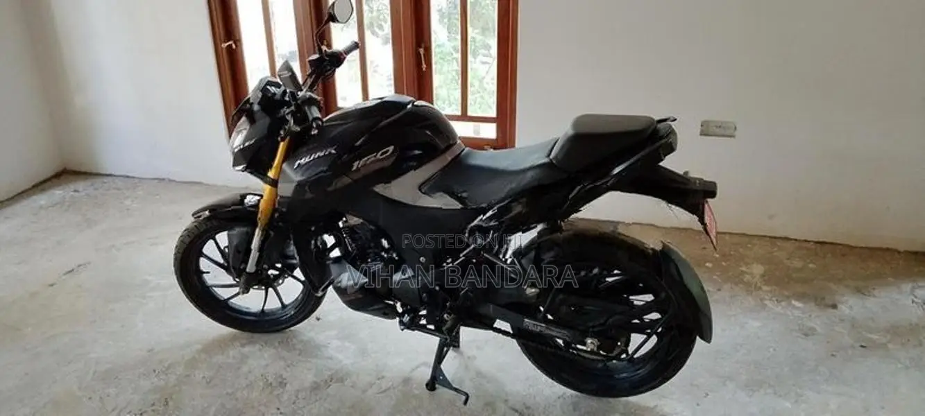 Hero Hunk 160R 4V 2026