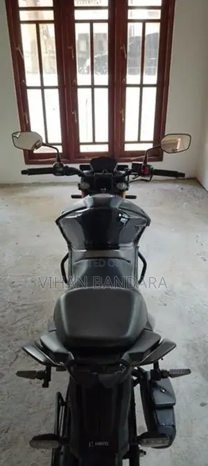 Hero Hunk 160R 4V 2026