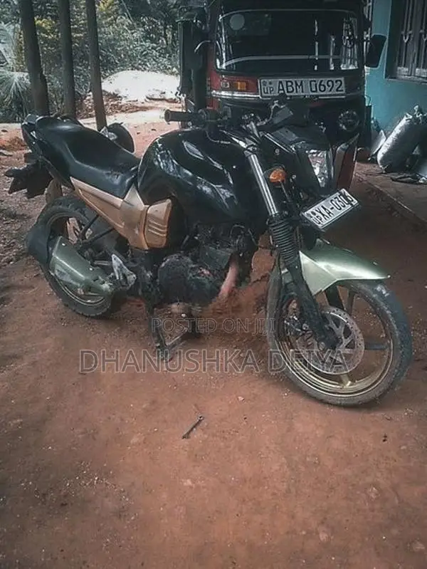 Yamaha Fazer 25 2012