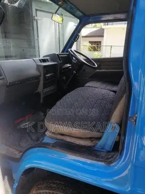 Isuzu Elf NKR 250 1985