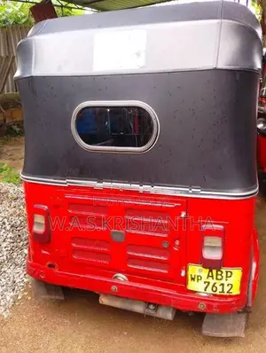 Bajaj RE Three Wheeler 2018