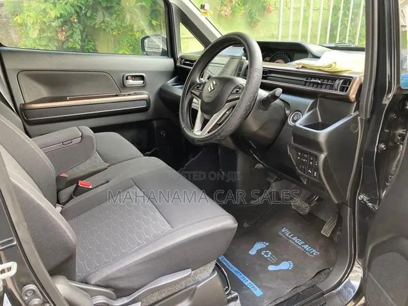 Suzuki Wagon R Stingray Black 2023