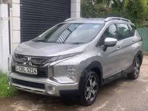 Mitsubishi Xpander Cross 2020