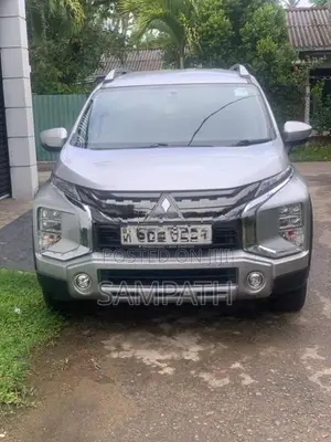 Mitsubishi Xpander Cross 2020