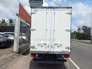Isuzu Elf 10.5 Freezer MIN30 2018