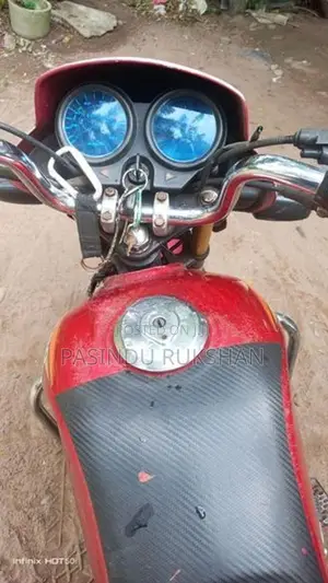 Hero HF Deluxe 2008