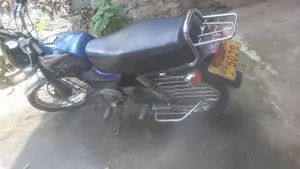 Bajaj Boxer 2005
