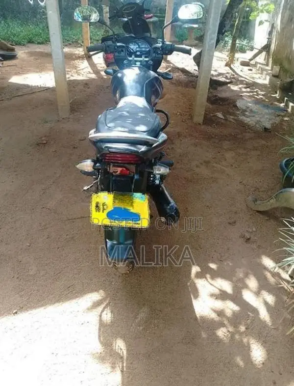 Bajaj Discover 125 2012