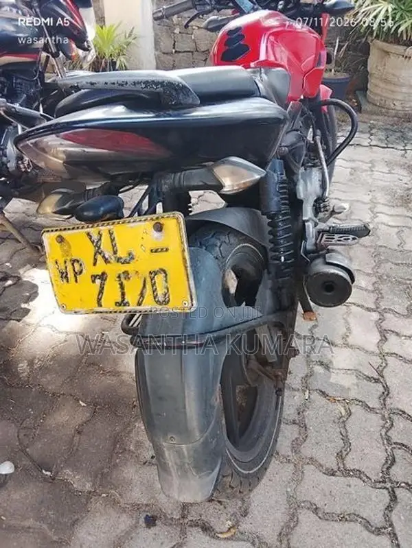 Bajaj Pulsar 135 Red 2012