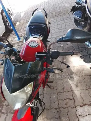 Bajaj Pulsar 135 Red 2012