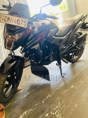 Honda X-Blade 160 2018