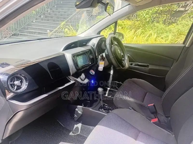 Toyota Vitz 2017