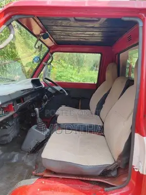 Mitsubishi L300 1980