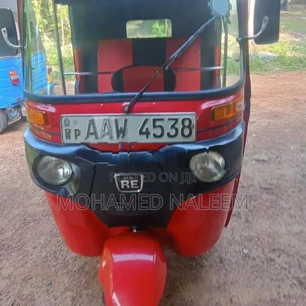Bajaj RE 2015