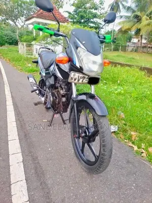 TVS Metro 2010