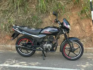 Bajaj Platina 100 2013