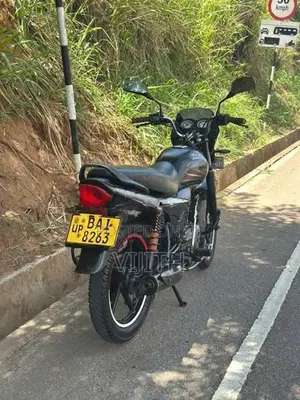 Bajaj Platina 100 2013