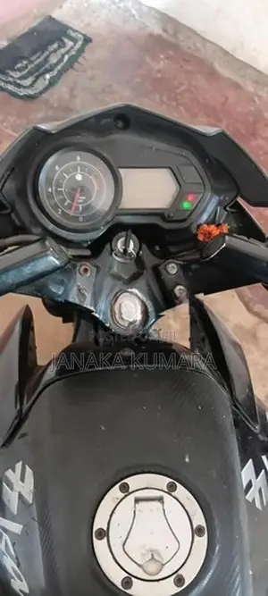 Bajaj Pulsar 135 2015