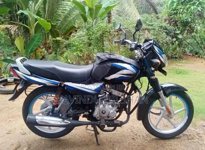Bajaj CT100 2025