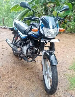 Bajaj CT100 2025