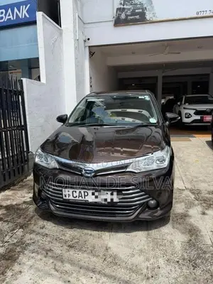 Toyota Axio X Grade 2015
