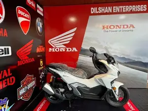 Honda ADV 160 2026