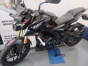 Bajaj Pulsar N160 Premium 2026
