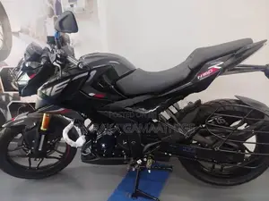 Bajaj Pulsar N160 Premium 2026