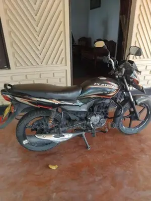 Bajaj Platina 100 2015