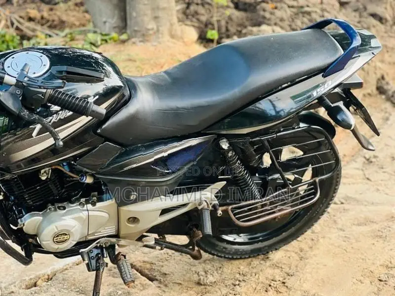Bajaj Pulsar 150 2016