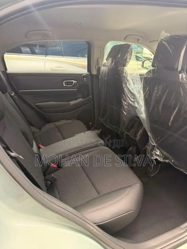 Honda Vezel Z primium 2026
