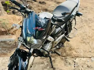 Bajaj Pulsar 150 2016