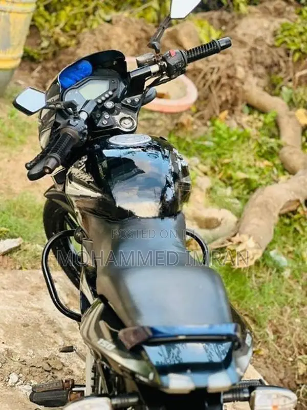 Bajaj Pulsar 150 2016