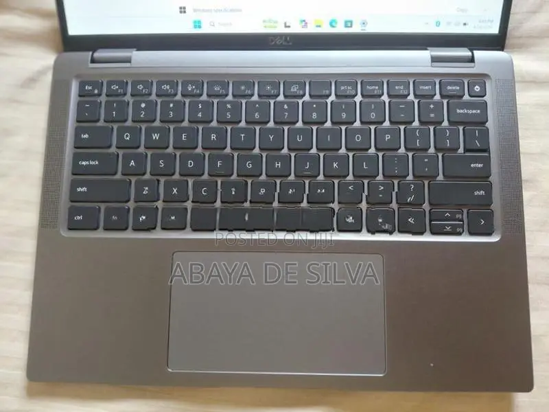 Dell Ultra 7 14.5 " Intel(R) Core(TM) 165U