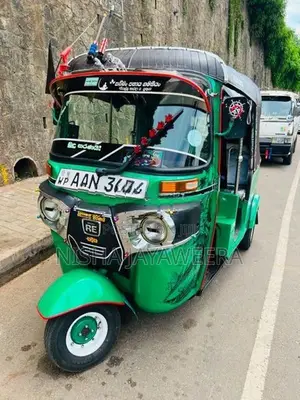 Bajaj RE 2014